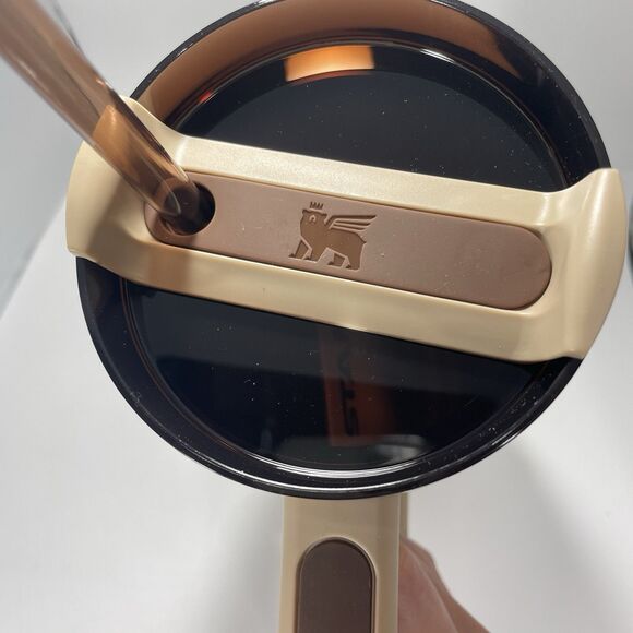 Stanley x Posty Co. 40 oz Quencher H2.0 Tumbler Camo Edition NEW in Box Stickers - Picture 6 of 10